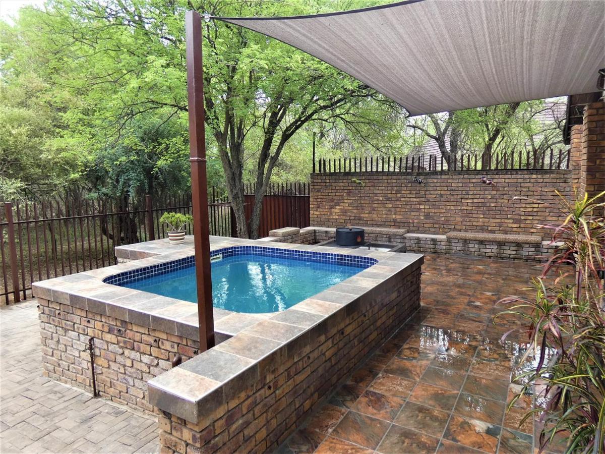 Weltevrede Lodge - Self Catering Houses Marloth Park Eksteriør billede