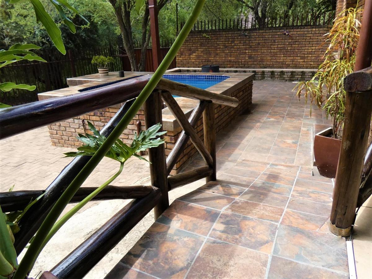 Weltevrede Lodge - Self Catering Houses Marloth Park Eksteriør billede