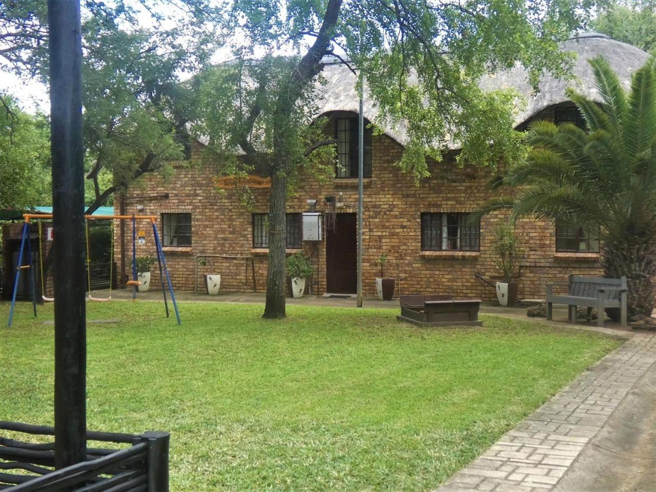 Weltevrede Lodge - Self Catering Houses Marloth Park Eksteriør billede