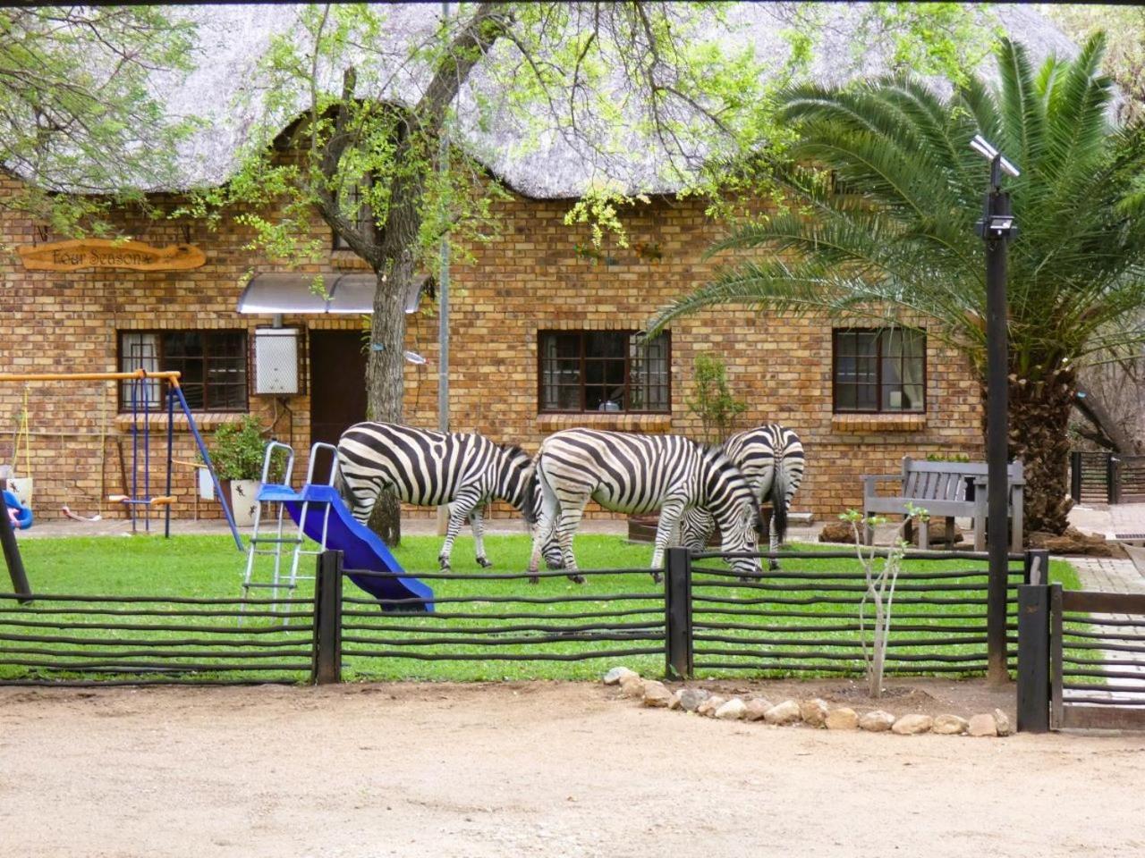 Weltevrede Lodge - Self Catering Houses Marloth Park Eksteriør billede